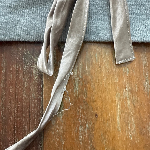 Current Air Gray Sweatshirt Pink Lace Up Back Small - Picture 11 of 11